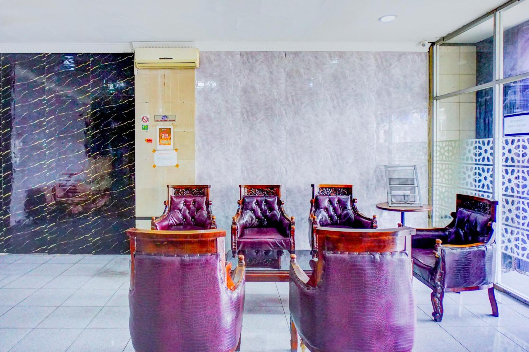 Hotel O Asyaffirah Near Masjid Raya Al Mashun Sm Raja Μεντάν Εξωτερικό φωτογραφία